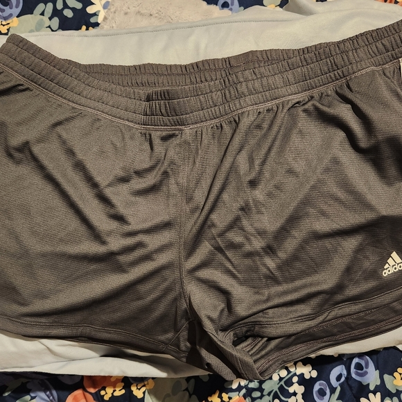 Adidas shorts - Picture 1 of 3